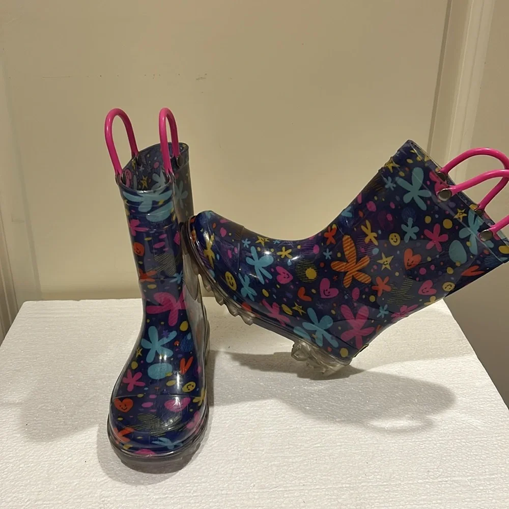 Western Chief Floral hearts stars smiley face Rain Boots light up heels size 10